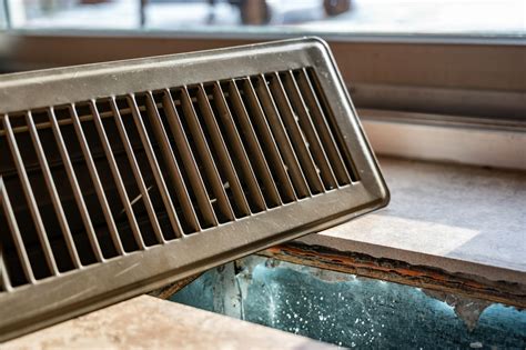 water leaking from ceiling vent|Air Vent Leaking Water: 8 Reasons Why Water is。